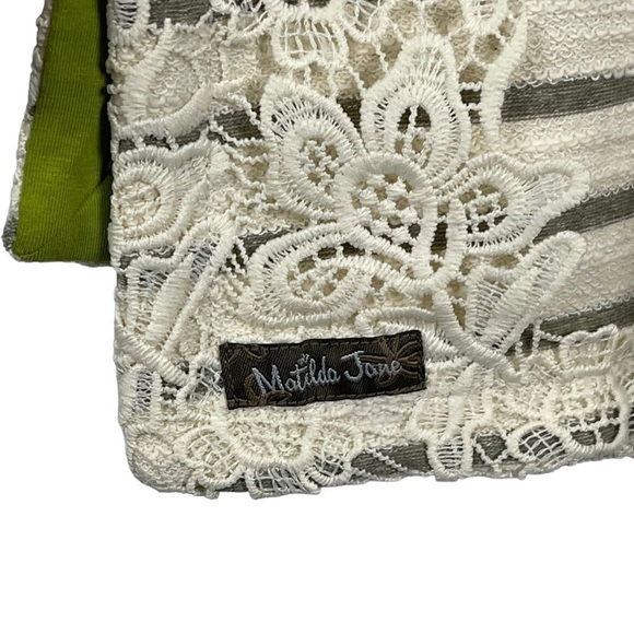 MATILDA JANE CLASSIC WITH A TWIST COTTON STRIPE FLORAL LACE PULLOVER TOP - Picture 13 of 16